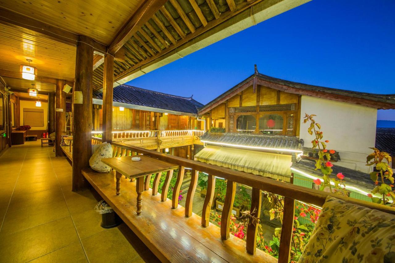 Lijiang Rongyi Homestay Exterior photo