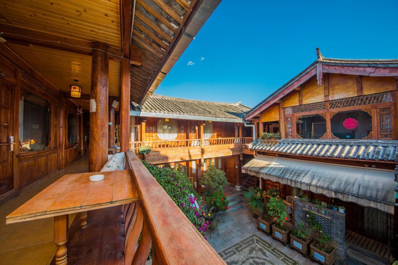 Lijiang Rongyi Homestay Exterior photo